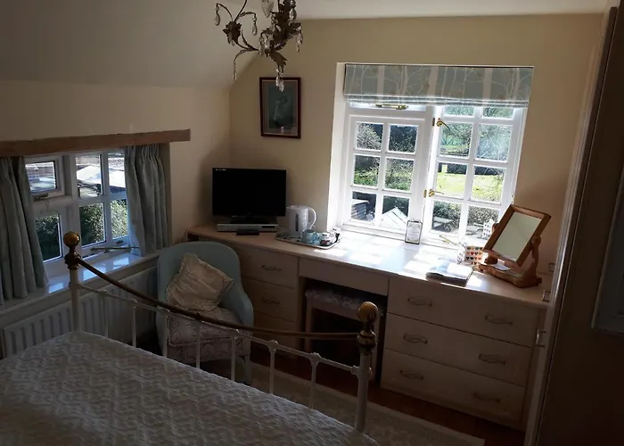 Court Barn Cottage B&B
